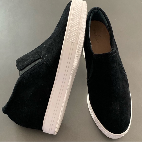 caslon austin slip on